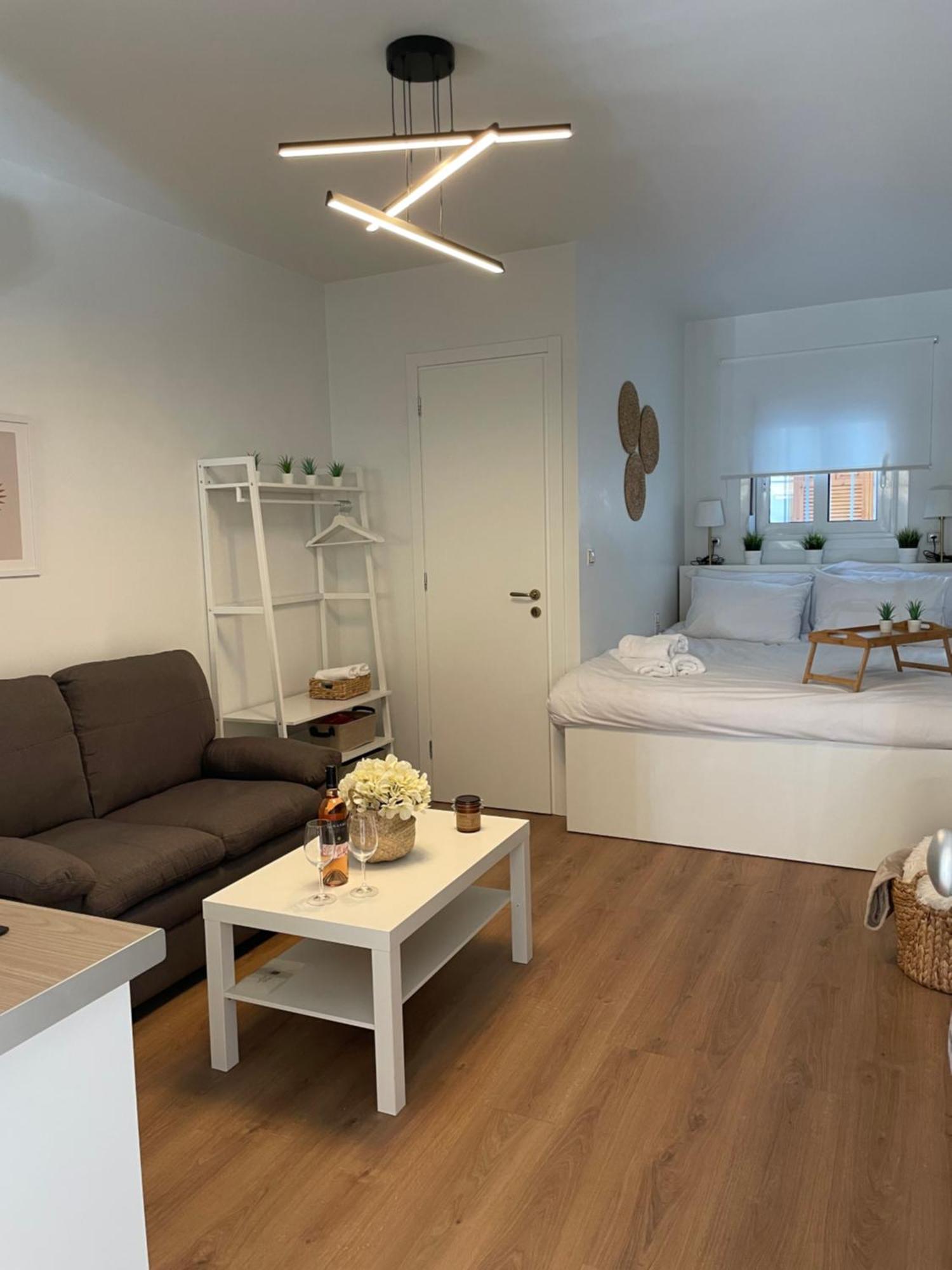 Persephone Stay Inn Элефсис Экстерьер фото